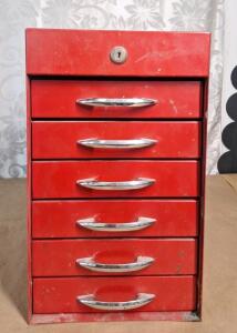 (1) 6-Drawer Side Box, 9"W x 12-1/8"D x 15"T Full Of Various Items