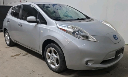 2011 NISSAN LEAF - 57K MILES! ELECTRIC!