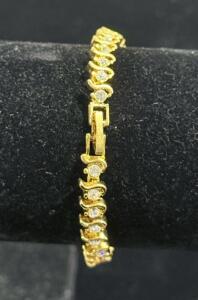 14K Yellow Gold Tennis Bracelet, Wave Link Design, Box Clasp, Approx. 18 Stones