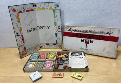 Parker Brothers Monopoly No. 9 Popular Edition, 1940s/50s, Metal Tokens, Wooden Houses/Hotels