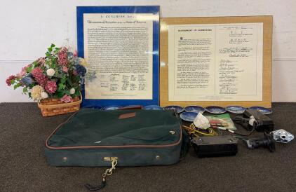 Bing & Gr&oslash;ndahl Christmas Plate Set, Framed Declaration, Trailer Harness, Vintage Bag, Florals