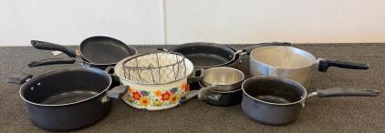 Pots And Pans!!! 3+ Pots And (1) Pan!!