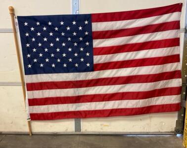 Annin US Flag Set, 100% Nylon, Embroidered Stars, ft Wooden Pole, FMAA Certified, Made in USA