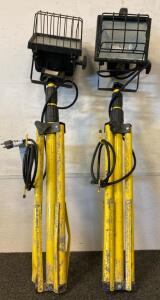 500W Halogen Portable Work Lights on Tripods, Model XG-1036A, UL Listed, Set of 2