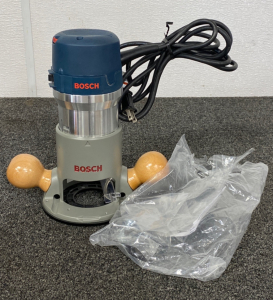 Bosch Router - Powers On, In Like-New Condition