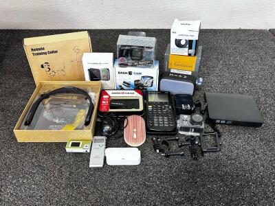 Mixed Lot: Akaso EK7000 4K Cam, TI-86 Calc, Cateye Vectra, CarPlay, SwissGear RFID Wallet, Dash Cam