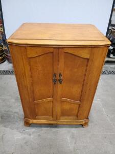 RCA Victor 1950s Console Television, Wood Cabinet, Dual Doors