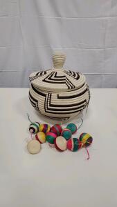 Hand Woven Baskets With 15+ Hand Woven Ornaments