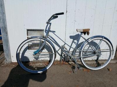 26" Schwinn Clairmont Bike (White)