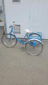 Schwinn Town & Country Adult Tricycle, 24" Wheels, Single Speed, Blue, Rear Cargo Rack