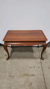 Queen Anne Style Wooden Coffee Table, Brown Finish