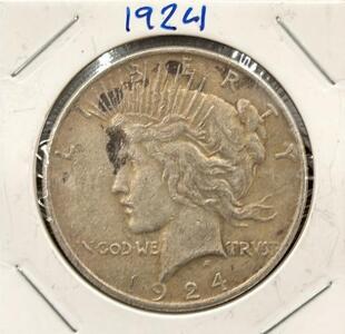1924 Peace Silver Dollar, Philadelphia Mint, 90% Silver, 38.1mm, Circulated