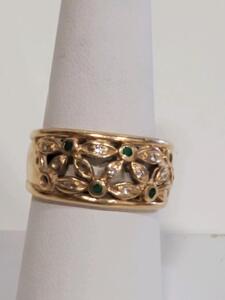 14K Gold Band Ring with Emerald and Diamond Accents, Hallmarked 14K 585