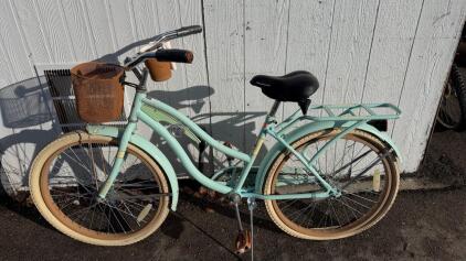 24&rdquo; Huffy Nel Lusso Bike (Pastel Green)