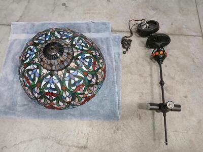 Vintage Tiffany-Style Ceiling Light