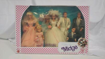 Mattel Wedding Party Midge Gift Set with Barbie, Ken, Kelly & Accessories