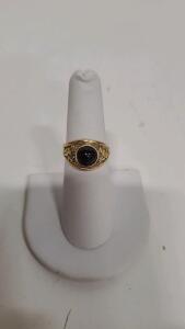 14K Gold Men's Ring with Black Onyx Stone, Engraved Design