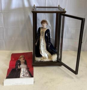 Franklin Mint Queen Victoria Porcelain Doll 21" w/ Glass Display Case, Victorian Gown, Booklet