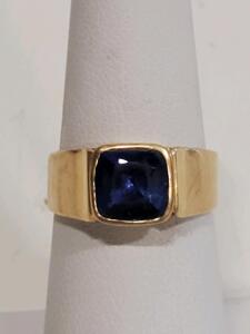 Gold Ring with Dark Blue Sapphire, 18K, Cushion Cut