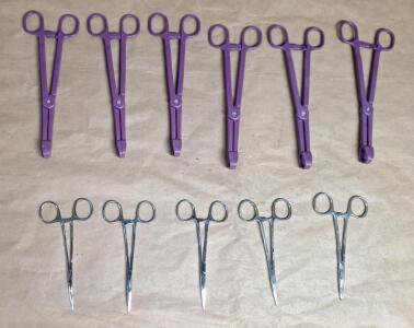 (5) 5" Straight Nose Stainless Steel Locking Forceps & (6) 7.5" Plastic Sponge Forceps