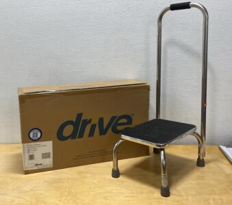 Drive Medical Transfer Tub Bench 12011KD-1, 400 lb Capacity, Tool-Free Assembly, Aluminum Frame ( Unopened ) - Step Stool
