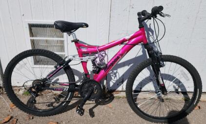 (Pink) 24" Mongoose Ledge 2.1 Bike