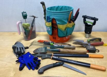 Spring Is Here - Mixed Fiskars, Corona & True Temper Garden Tool Set &ndash; Loppers, Pruners, Saw, Organizer Caddy, Accessories