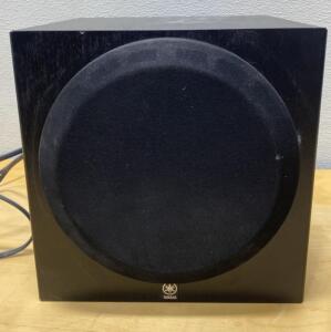 Yamaha YST-SW012 Powered Subwoofer, 45W, 8&rdquo; Driver, Black, Serial 120655SU - Powers On