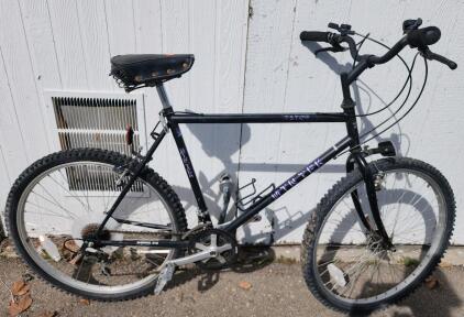 (Black) 28" Mtn Tek Teton Bike
