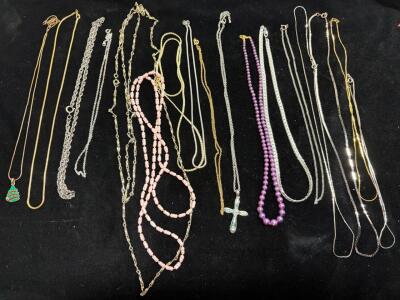 Assorted Costume & Fashion Necklace Lot &ndash; 17 Pieces, Mixed Metal, Beaded, Holiday & Cross Pendants