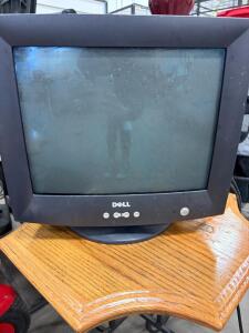 Dell E771c 17" CRT Monitor, 1280x1024, VGA, 4:3 Aspect Ratio, Black, SN: CN-091151-64180-36L-3065. Powers On.