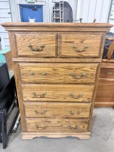 Heritage Oak Tallboy Chest of Drawers &ndash; 5 Drawers, Cedar-Lined, Traditional Style, Brass Handles