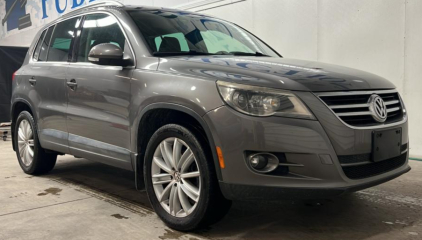 2010 VOLKSWAGEN TIGUAN - AWD! 95K MILES!
