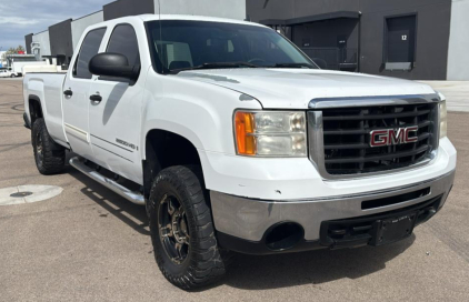2007 GMC SIERRA - 4X4!