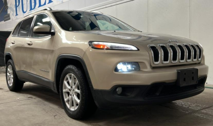 2015 JEEP CHEROKEE LATITUDE - 4X4! 131K MILES!