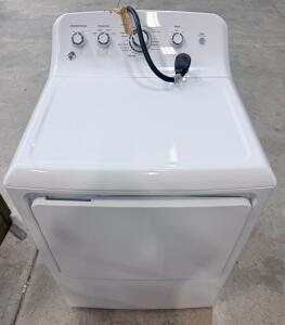 GE 7.2 cu. ft. Electric Dryer, White, 2021, Mechanical Controls, Vent Kit Included