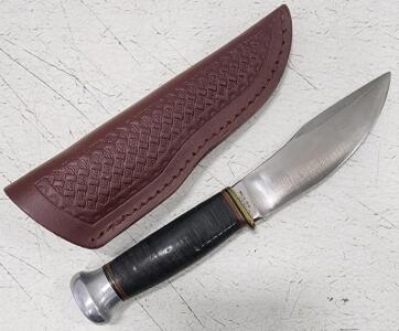 (1) Vintage Marbles Gladstone Woodcraft Fixed Blade Knife With Sheath