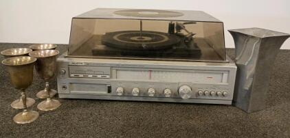 Juliette C-440 Stereo System &ndash; AM/FM, 8-Track, Turntable, Korea, 1970s, Serial 26671