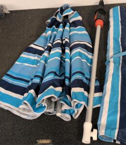 6.5 Ft Blue Striped Beach Umbrella, Aluminum Pole, Sand Screw Anchor, Tilt, Carrying Bag Included