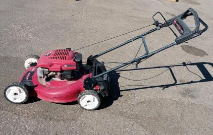 Toro Recycler 22" Personal Pace Self-Propelled Gas Lawn Mower, Rear Wheel Drive, 22" Deck