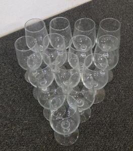 Set of 14 Clear All-Purpose Wine/Water Goblets, 8.5 oz Capacity, Approx. 6" Tall, Glass