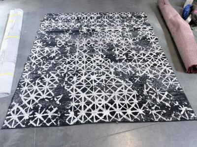 Modern Geometric Black and White 8x10 Area Rug, Machine Woven Polypropylene