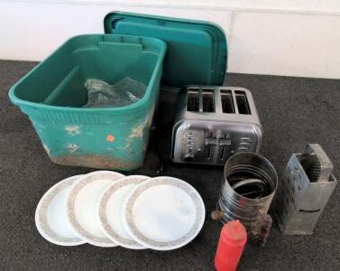 Cuisinart 4-Slice Toaster, Corelle Plates, Vintage Kitchenware Lot: Sifter, Grater, Tote