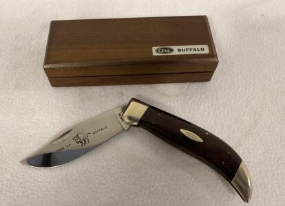 Case XX Buffalo Lockback Folding Knife, 3.5" Stainless Blade, Wooden Handle, Boxed