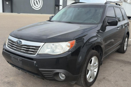 2010 SUBARU FORESTER - AWD!