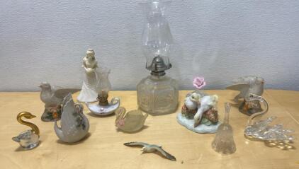 Vintage Bird & Swan Figurine Collection with 2 Glass Oil Lamps, Porcelain & Glass, 12 Pieces