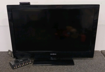 32" Insignia TV with Roku