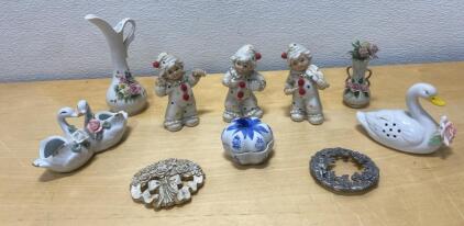 Vintage Lefton China KW829 - Clown Figurines & Porcelain Decorative Lot, 11 Pieces, Hand-Painted