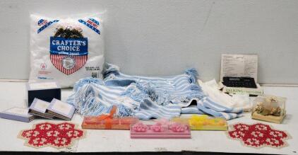 Crafters Lot! Including: Handmade Bags, Wallets, & Beadwork.