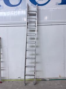 12' Aluminum Extension Ladder, 11 Rungs, D-shaped Steps, Type II 225 lb Capacity